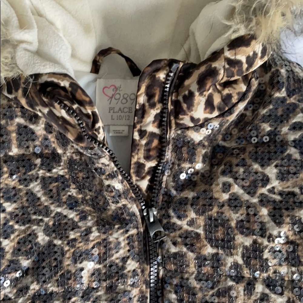 🎀Children’s Place puffer vest🎀 - Picture 7 of 8